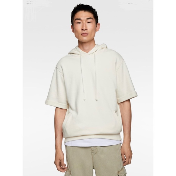 Off-White Short Sleeve Hoodie - Picture 5 of 5